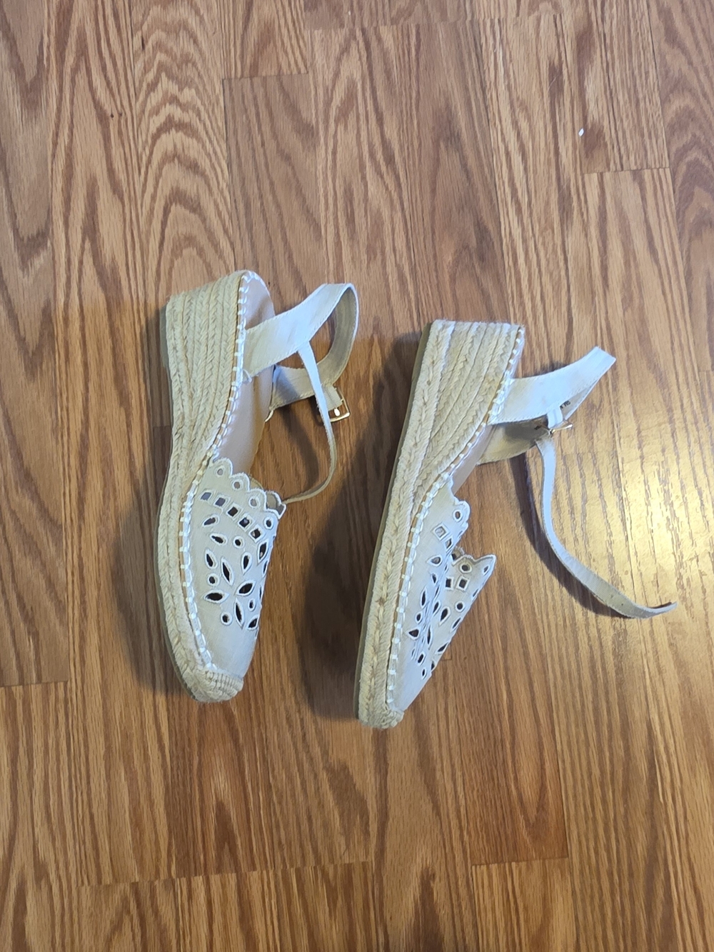 Tommy Bahama, Espadrilles - Picture 3 of 5
